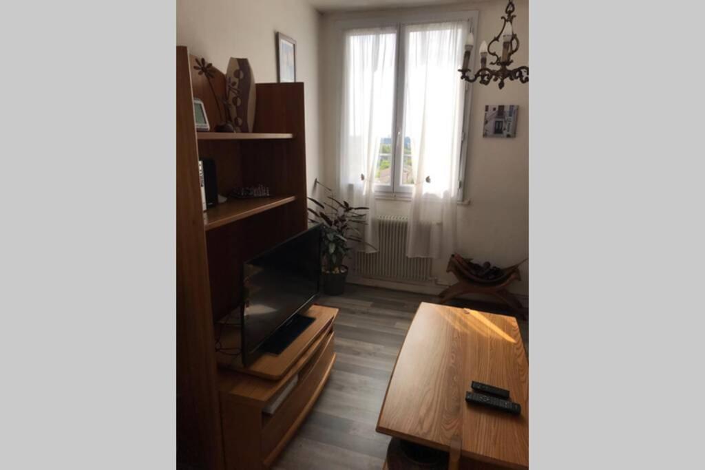 Bel Appartement Avec Vue Et Parking Prive بزييه المظهر الخارجي الصورة